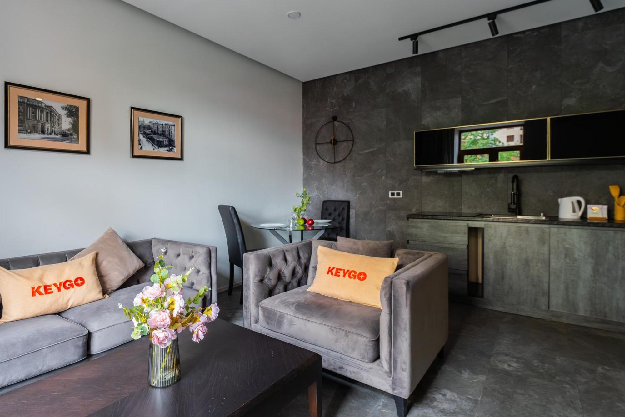 Designed 1Br Balcony To Saryan St Self-Enrty Keygo 29 Daire Erivan Dış mekan fotoğraf